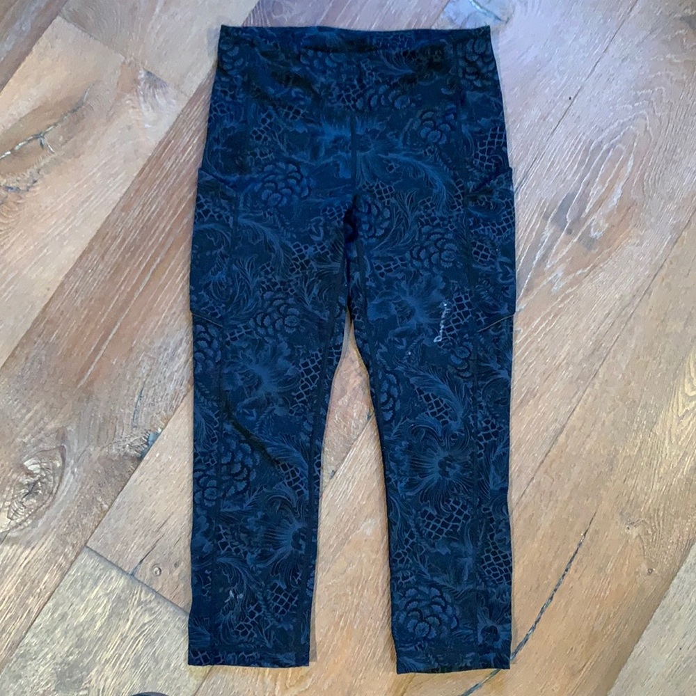 PRINTED LULU LEMON LEGGINS